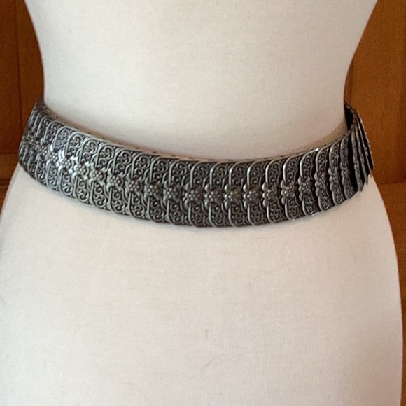 Ladies Belt - Picture 6 of 16